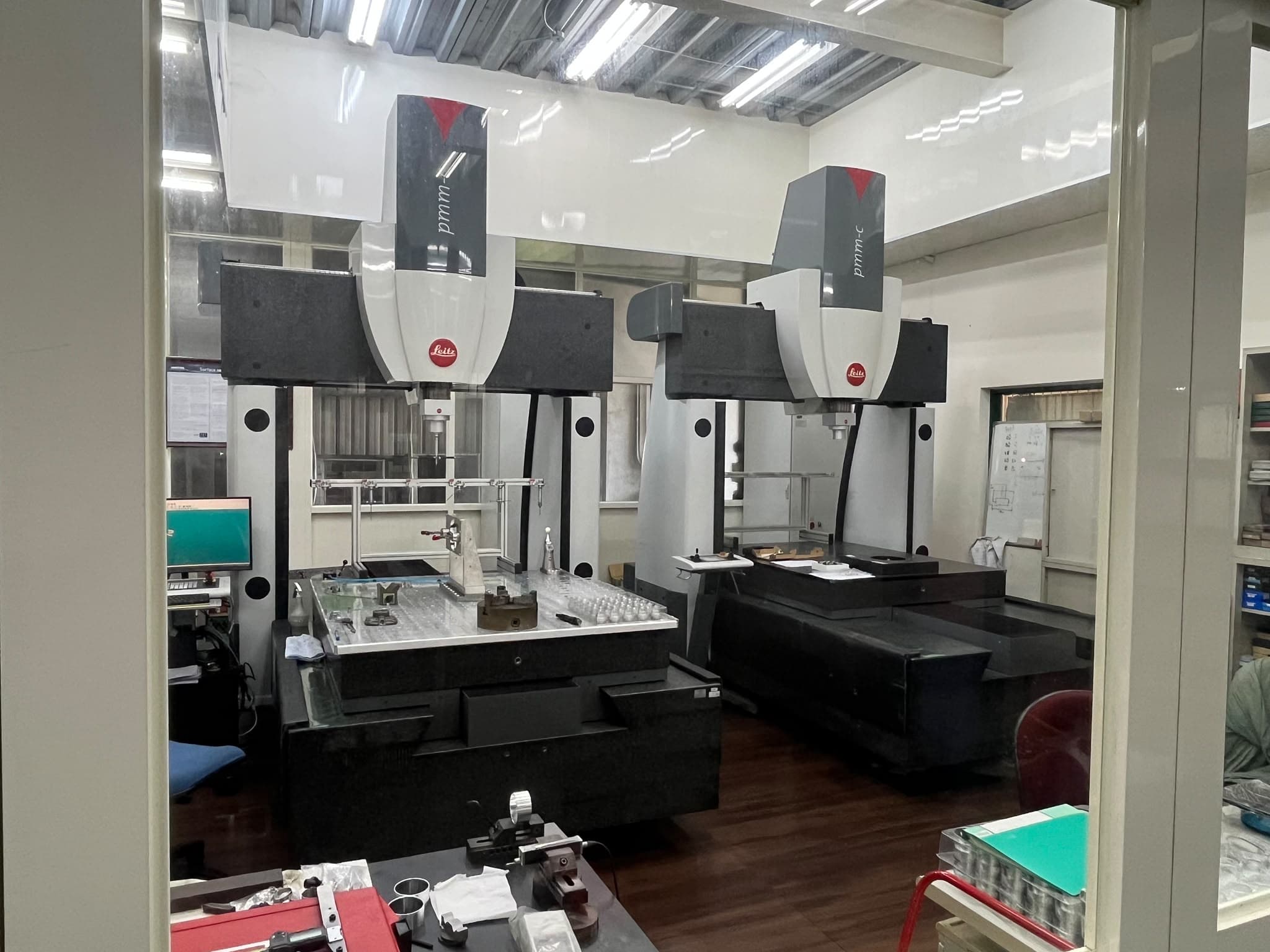 Leitz coordinate measuring machines in the inspection room